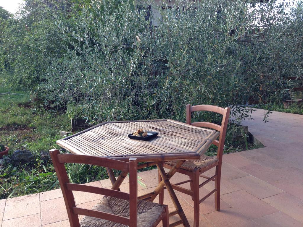 Agriturismo La Rosa Canina Bed and Breakfast Lerici Exterior foto