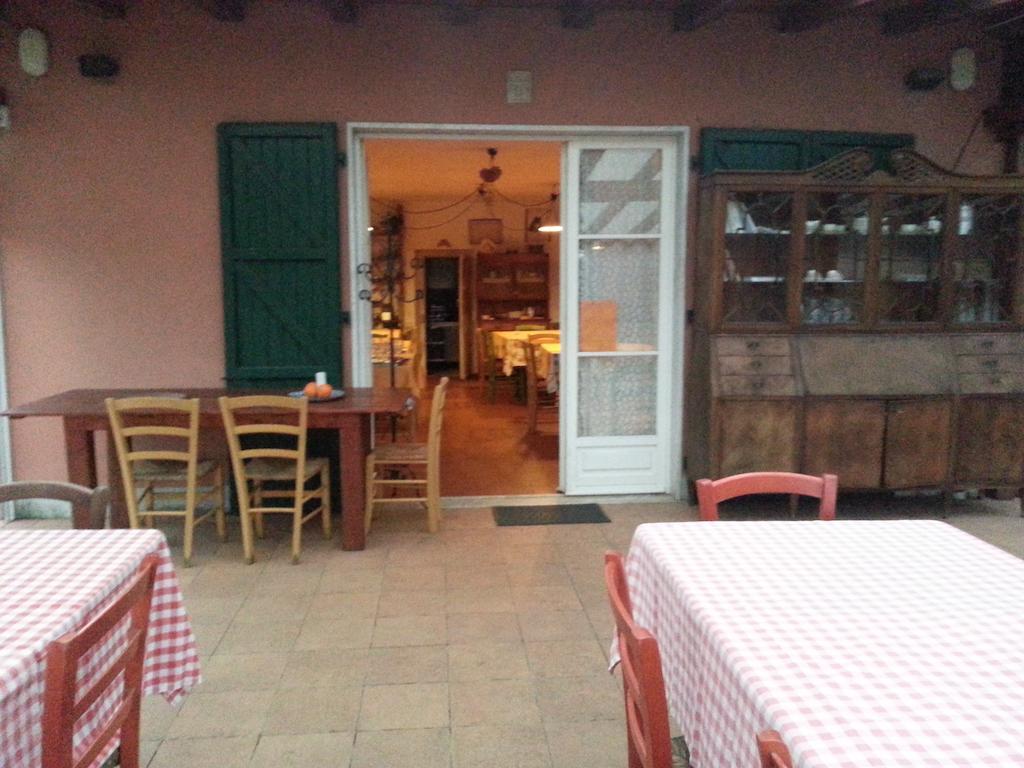Agriturismo La Rosa Canina Bed and Breakfast Lerici Exterior foto