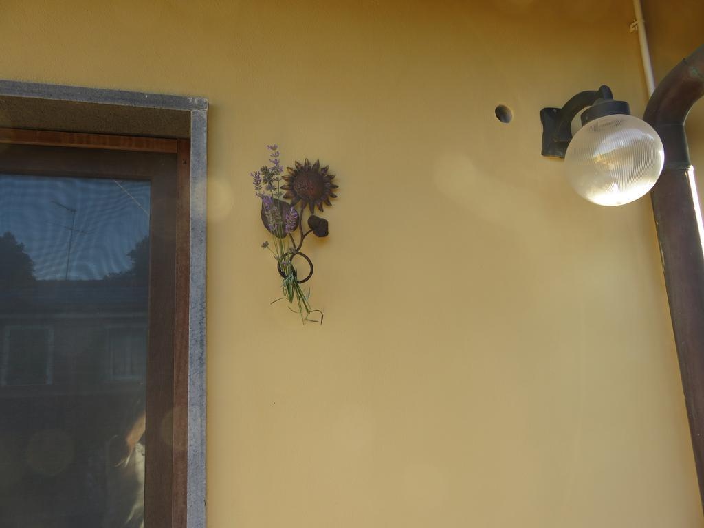 Agriturismo La Rosa Canina Bed and Breakfast Lerici Exterior foto